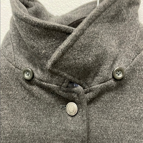 Tommy Hilfiger Military Style Jacket. Size XL. EUC - Picture 2 of 11